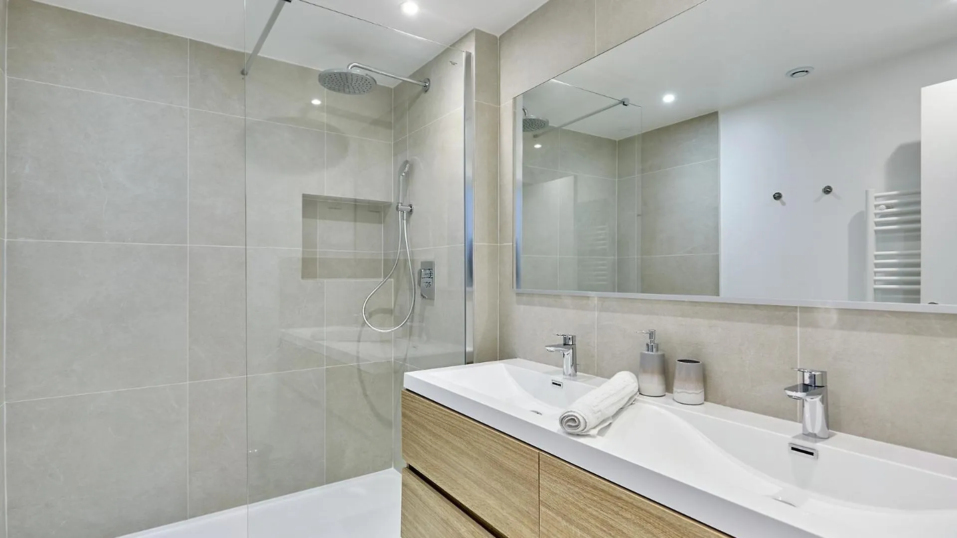Apartment Louvre Palais Royal By Studio Prestige 巴黎