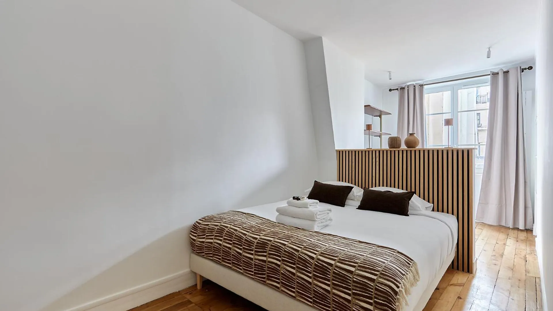 Apartment Louvre Palais Royal By Studio Prestige Paris